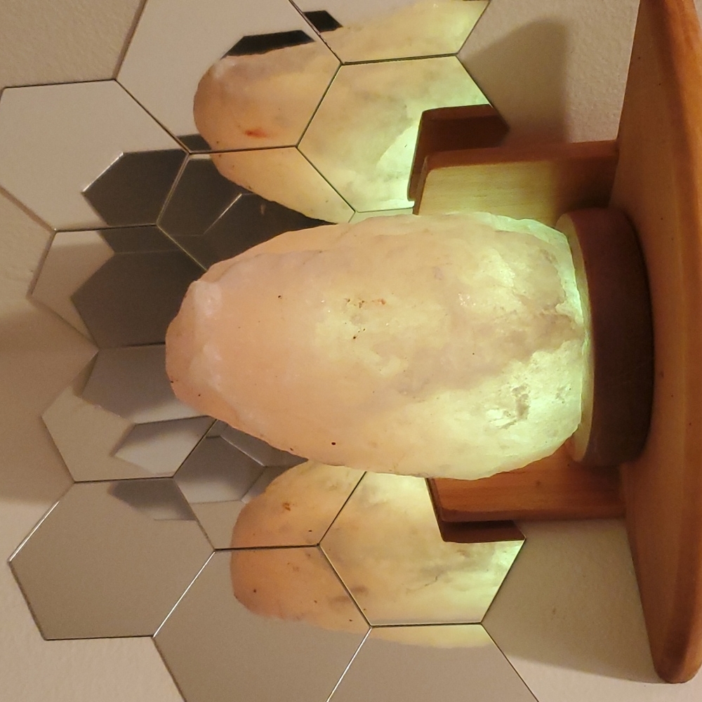 Rainbow USB rock salt lamp brand new with tag